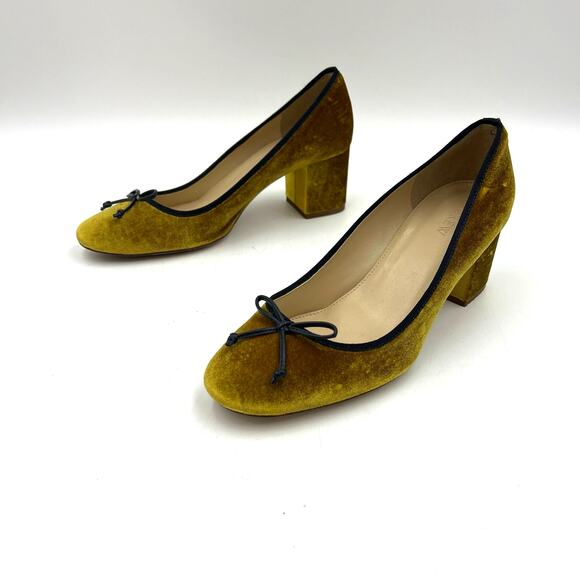 J. Crew Mustard Velvet Heels with Navy Bow - Picture 10 of 10